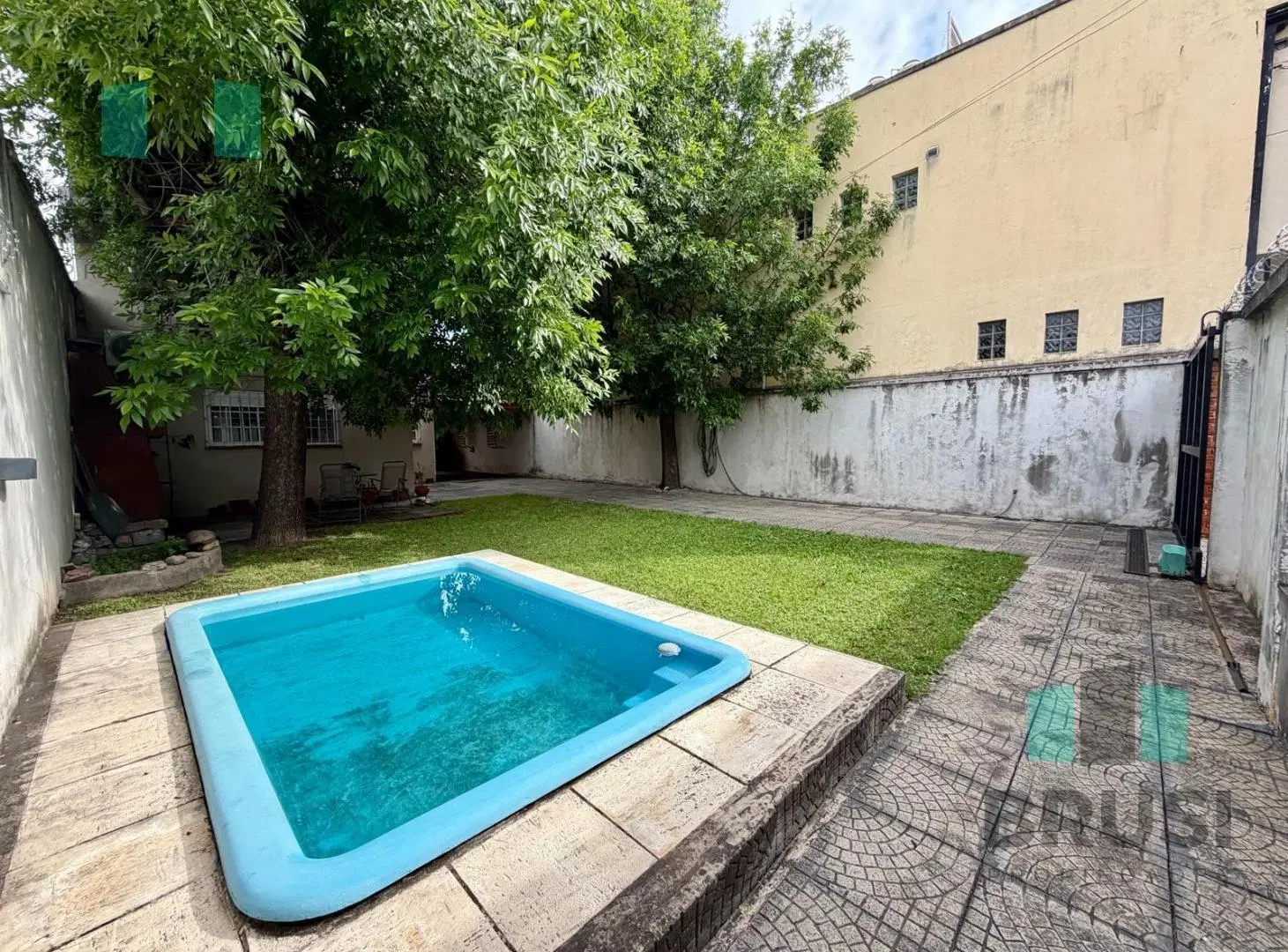 CASA EN VENTA EN TEMPERLEY - 4 AMBIENTES 2