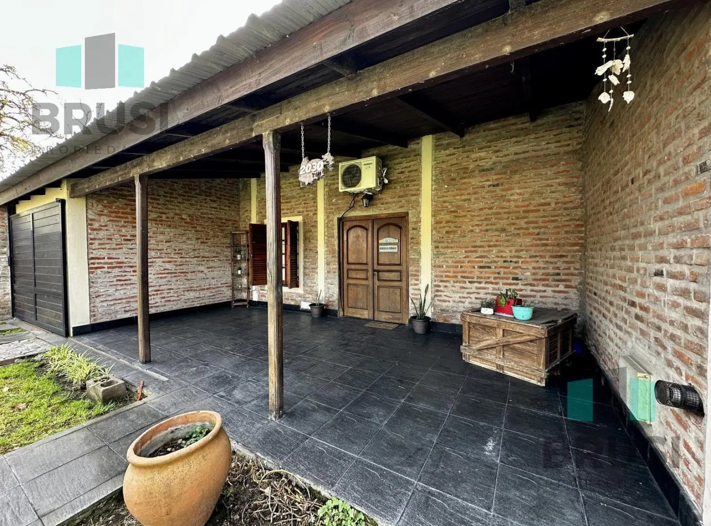 Casa 3 ambientes con increíble parque en venta, Burzaco 5