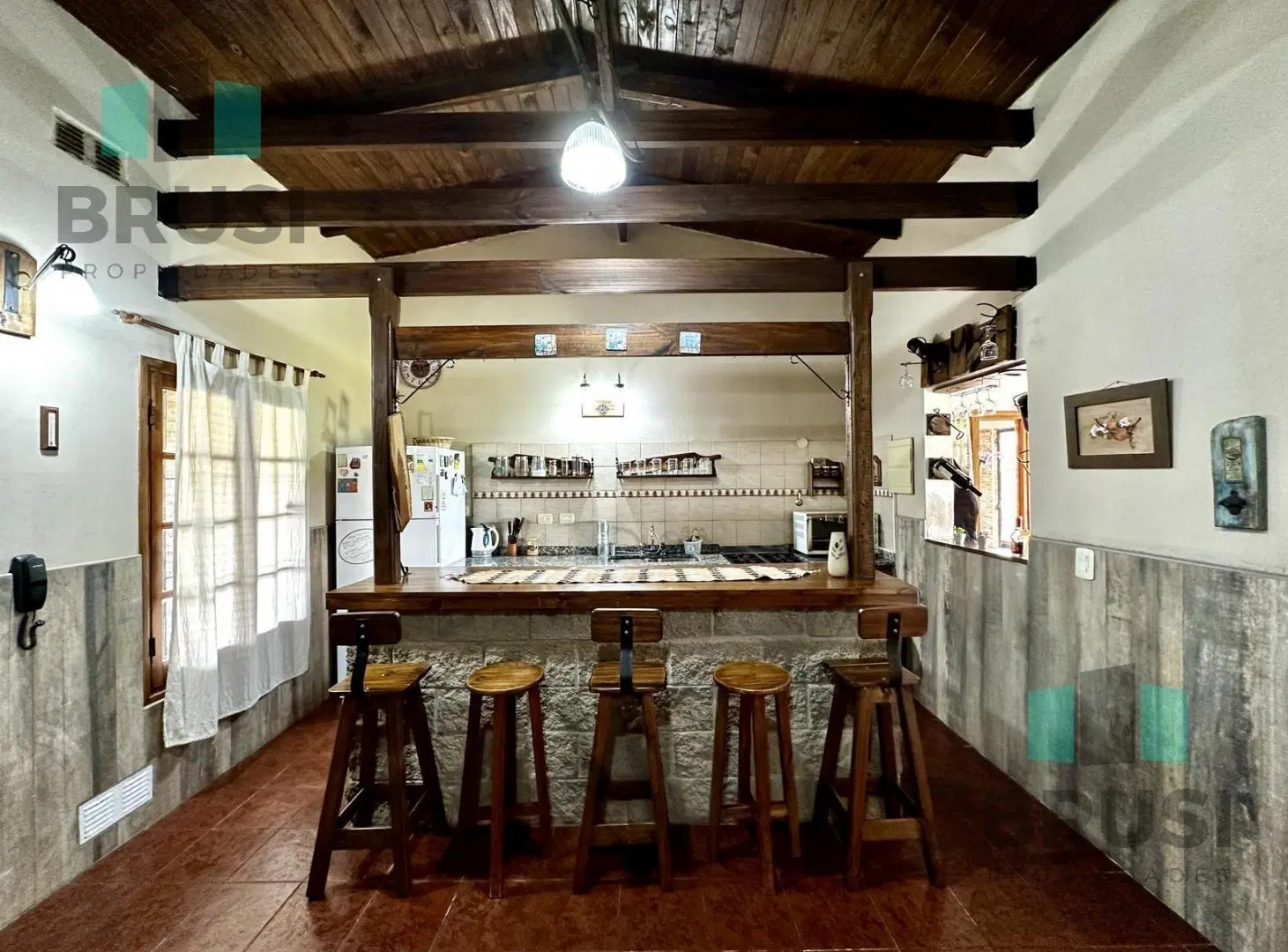 Casa 3 ambientes con increíble parque en venta, Burzaco 4