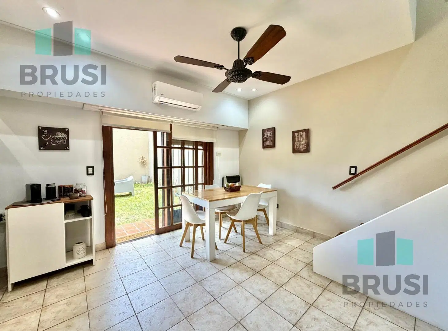 CASA EN VENTA EN BANFIELD - 4 AMBIENTES - 2 PLANTAS 3