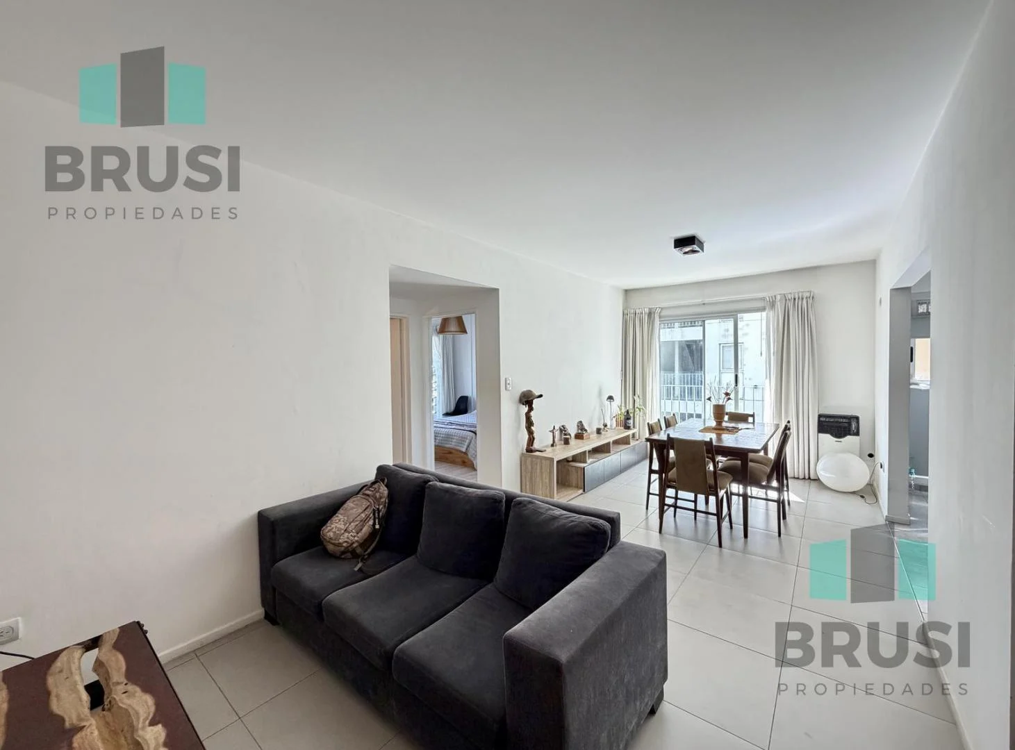 Foto de VENTA DEPARTAMENTO TRES AMBIENTES CON COCHERA - LA BOCA - CABA, imagen 4