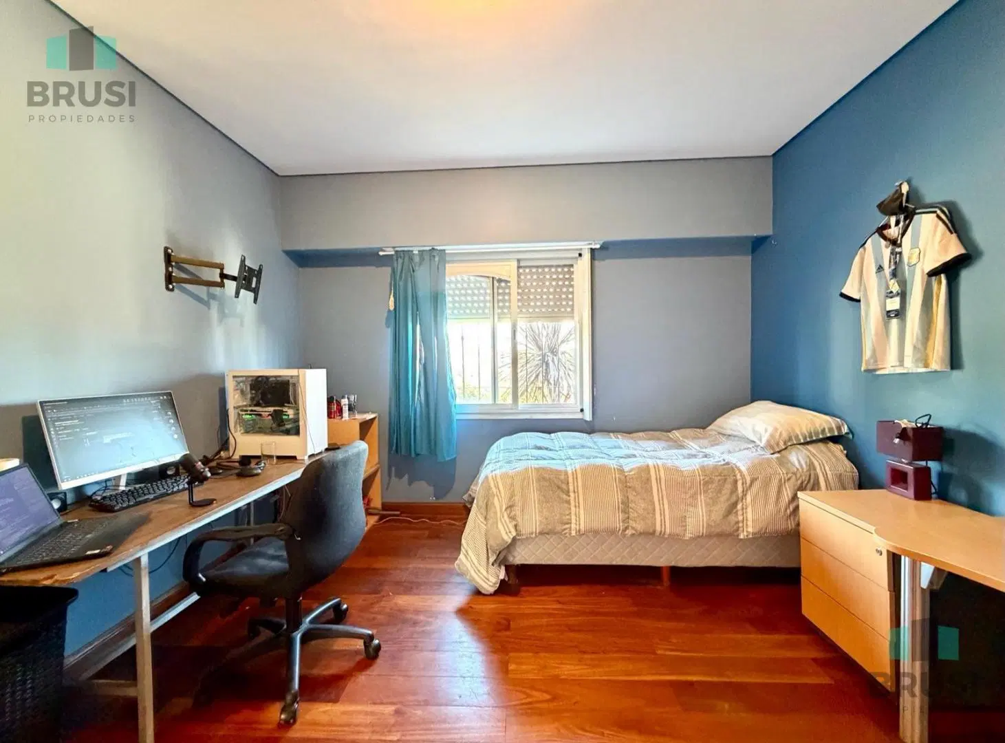 Casa de excelente calidad constructiva en Turdera 3