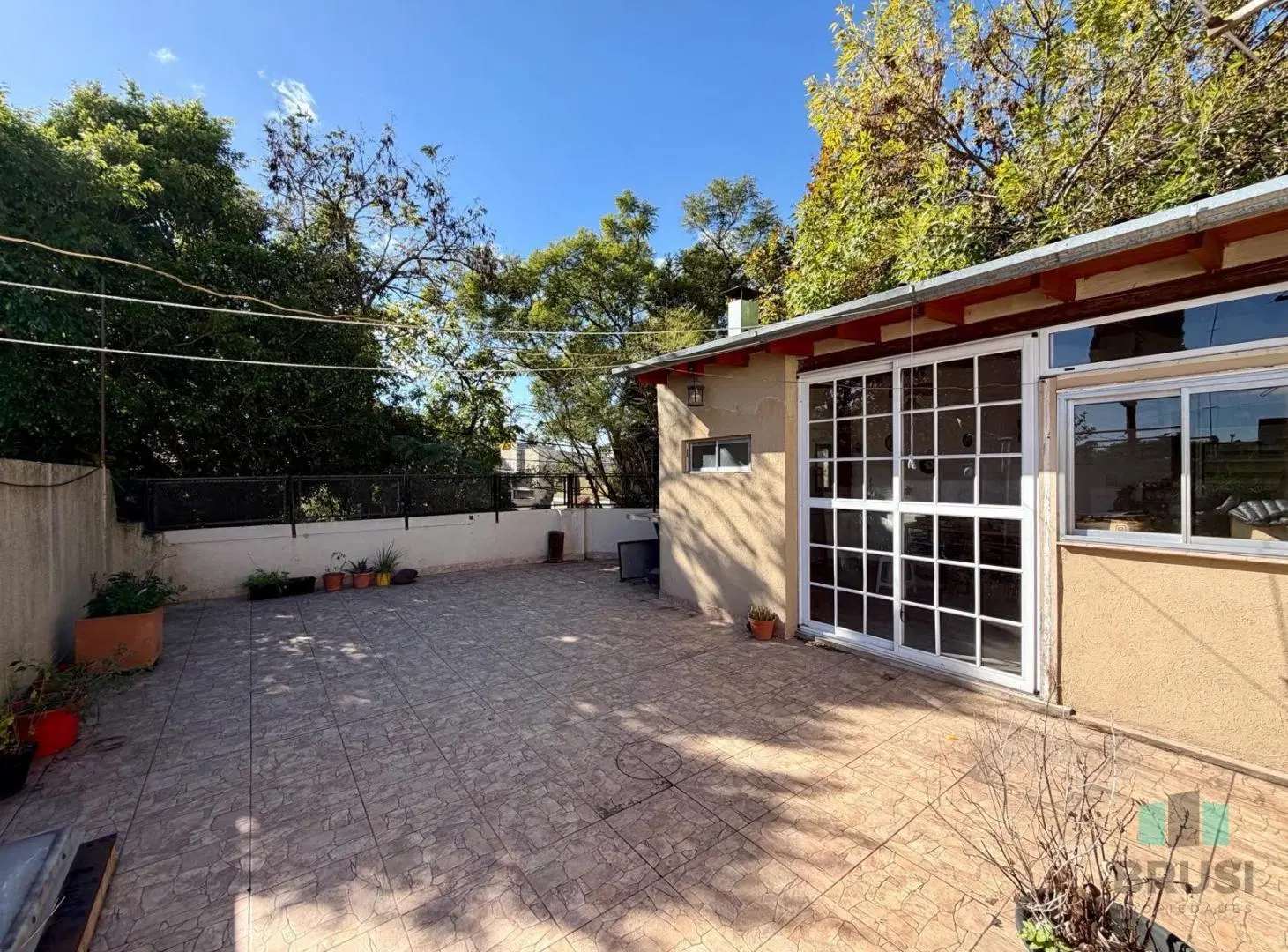 VENTA CASA PH 3 AMBIENTES CON COCHERA Y TERRAZA - TEMPERLEY 3