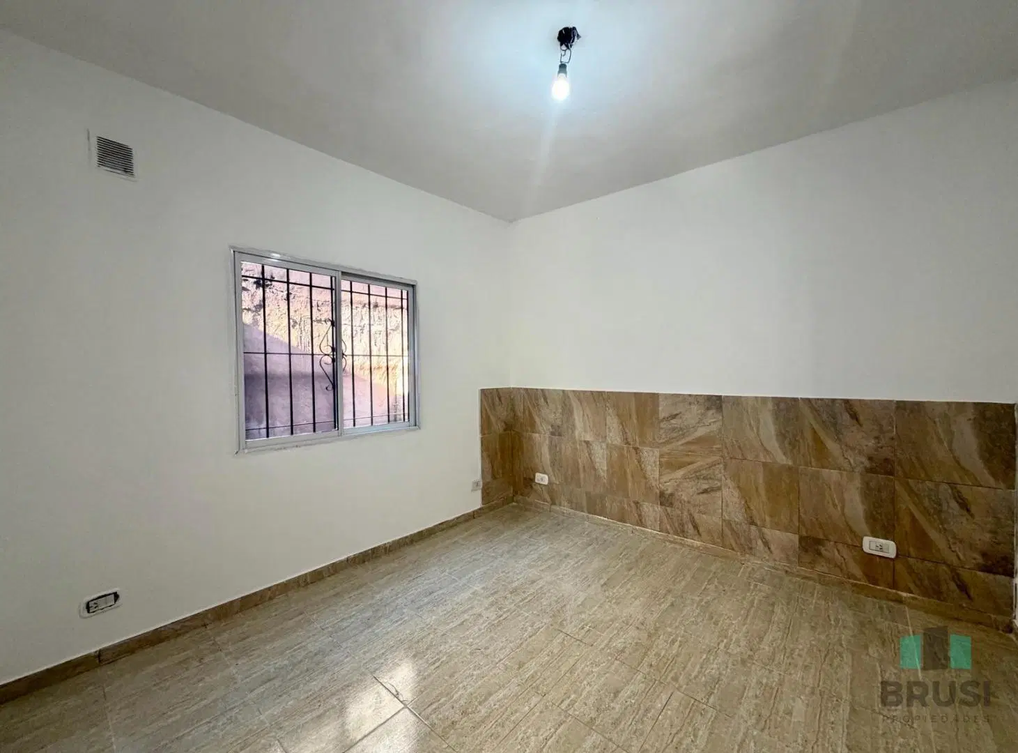 Departamento a estrenar con cochera en Claypole 5