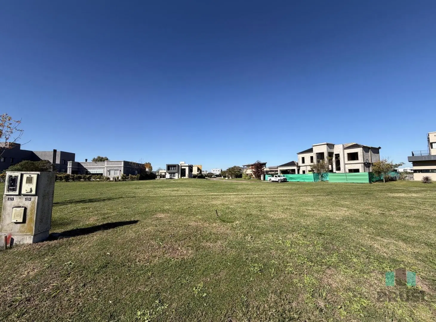 TERRENO EN VENTA EN HORIZONTES AL SUR - LOTE 320 5
