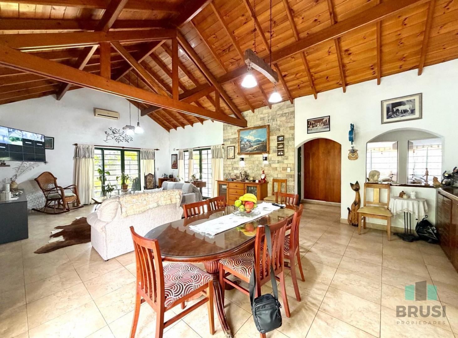 Foto de CASA QUINTA EN VENTA EN EL JAGUEL CON QUINCHO Y PILETA, imagen 3