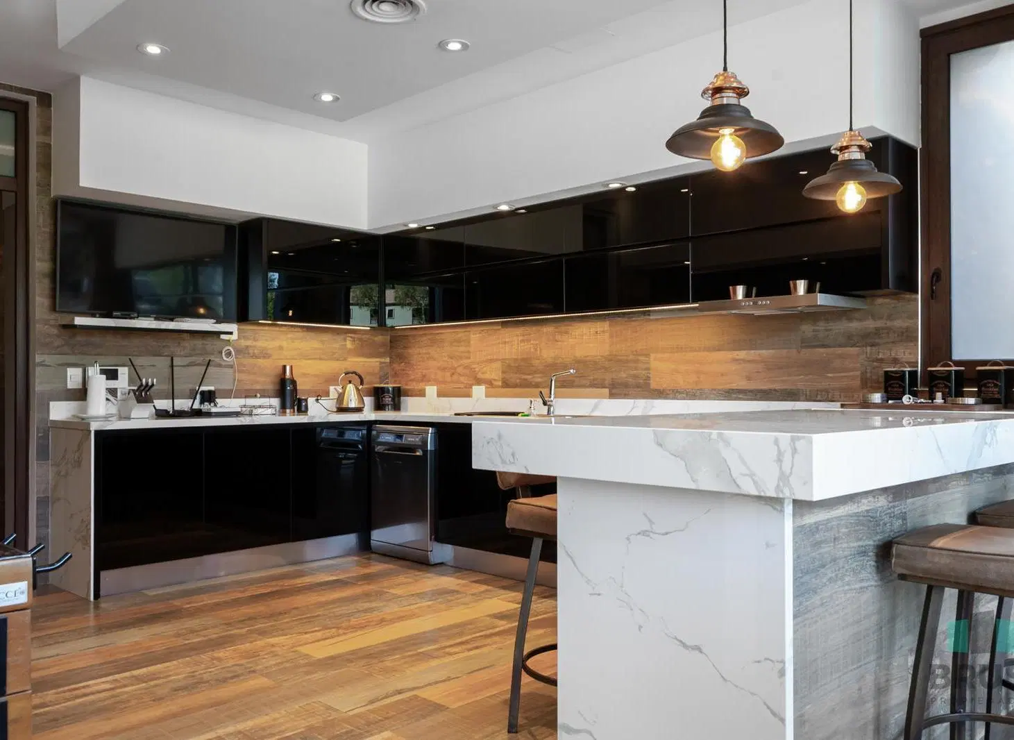 CASA EN VENTA EN SAINT THOMAS ESTE - 6 AMBIENTES 4