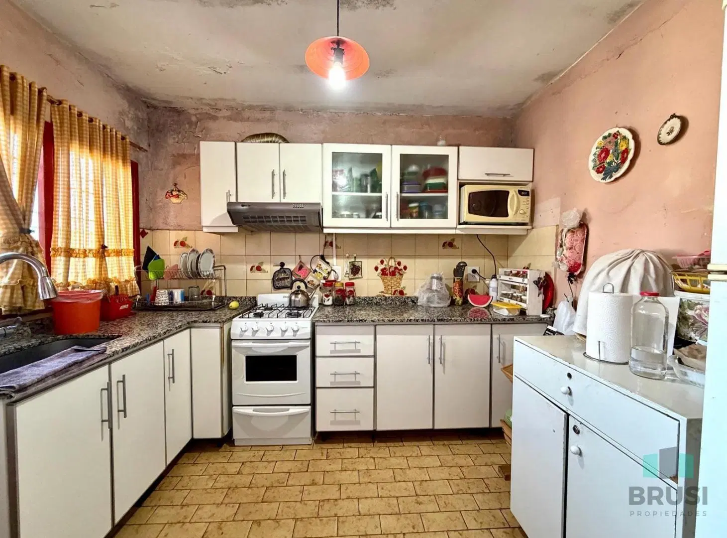 Casa en Luis Guillon 1