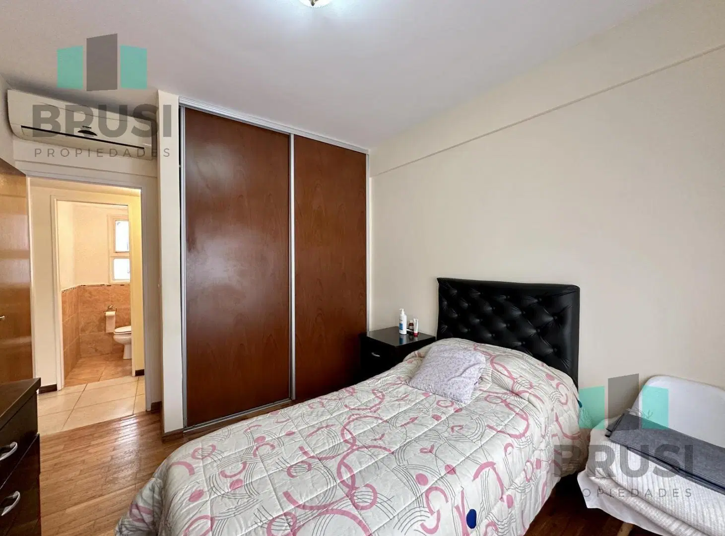 DEPARTAMENTO 3 AMBIENTES CON COCHERA Y BAULERA EN VENTA - ADROGUE 5
