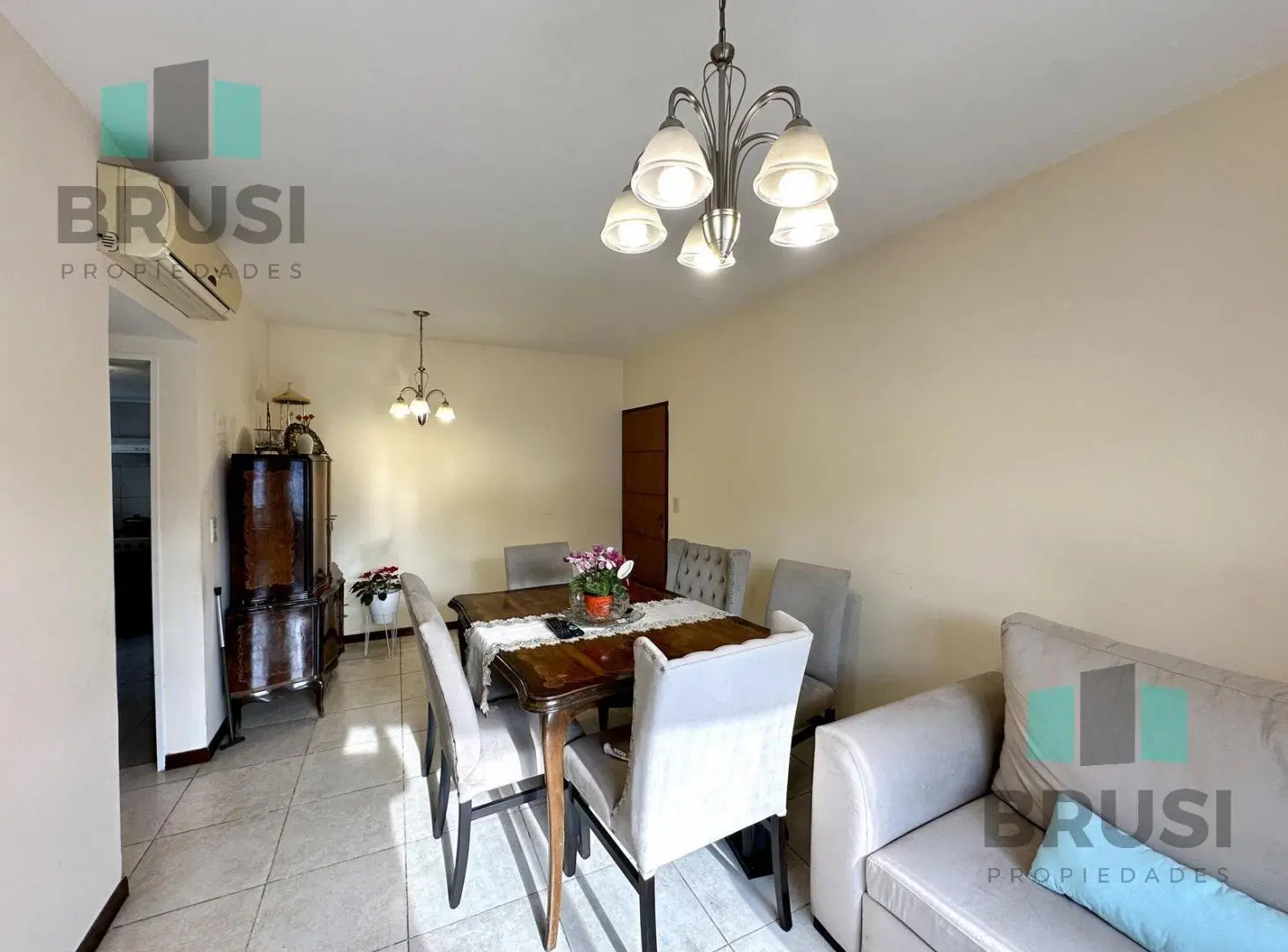 DEPARTAMENTO 3 AMBIENTES CON COCHERA Y BAULERA EN VENTA - ADROGUE 4