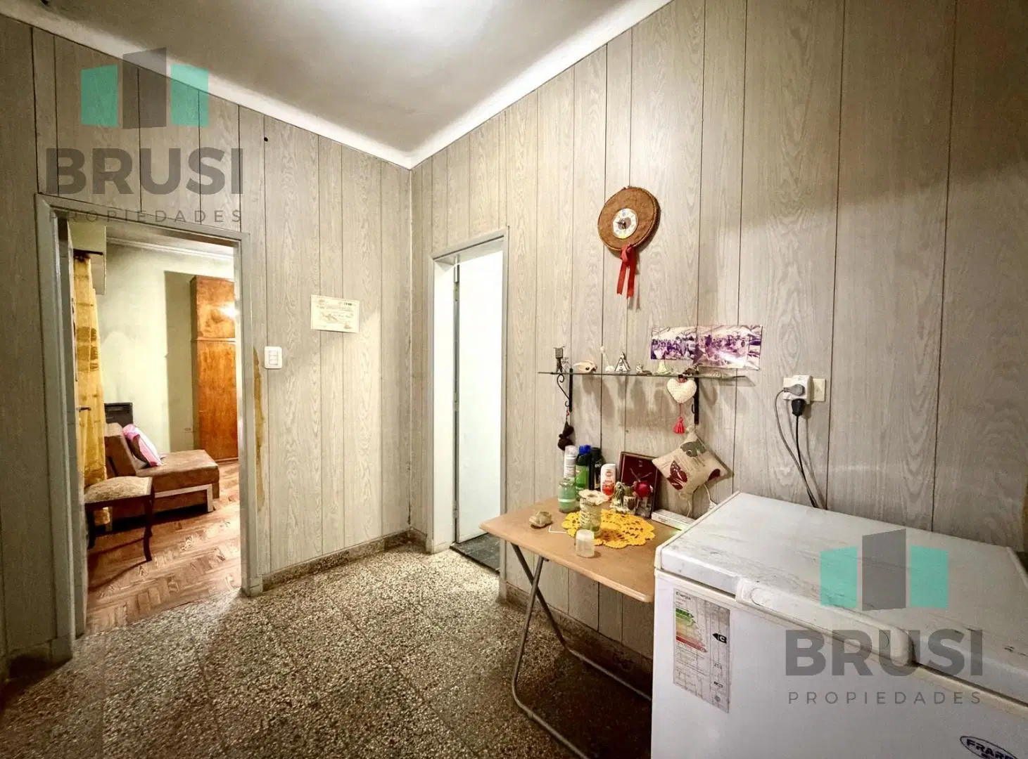 CASA EN VENTA EN ADROGUE - 3 AMBIENTES - CON LOCAL 3