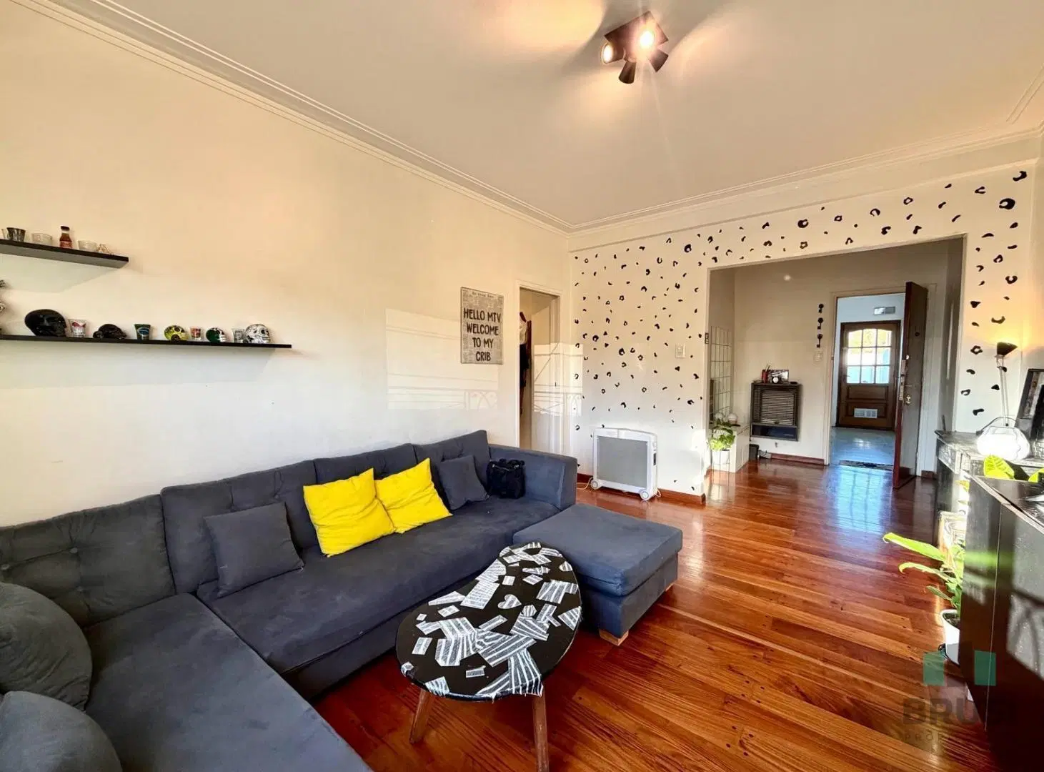 DEPARTAMENTO EN VENTA 4 AMBIENTES EN BANFIELD 2
