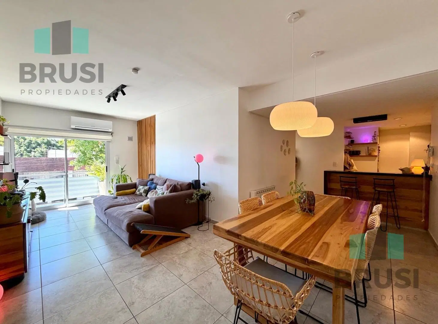 DEPARTAMENTO EN VENTA - 3 AMBIENTES CON TERRAZA PRIVADA - LOMAS DE ZAMORA 2