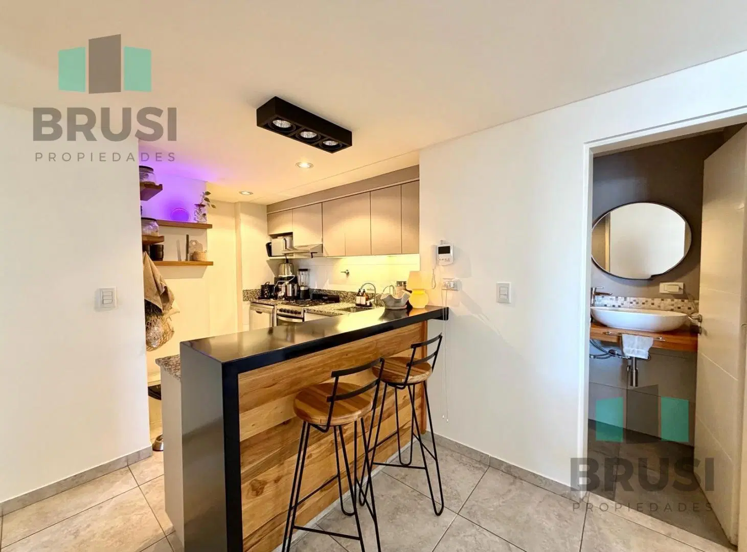 DEPARTAMENTO EN VENTA - 3 AMBIENTES CON TERRAZA PRIVADA - LOMAS DE ZAMORA 4