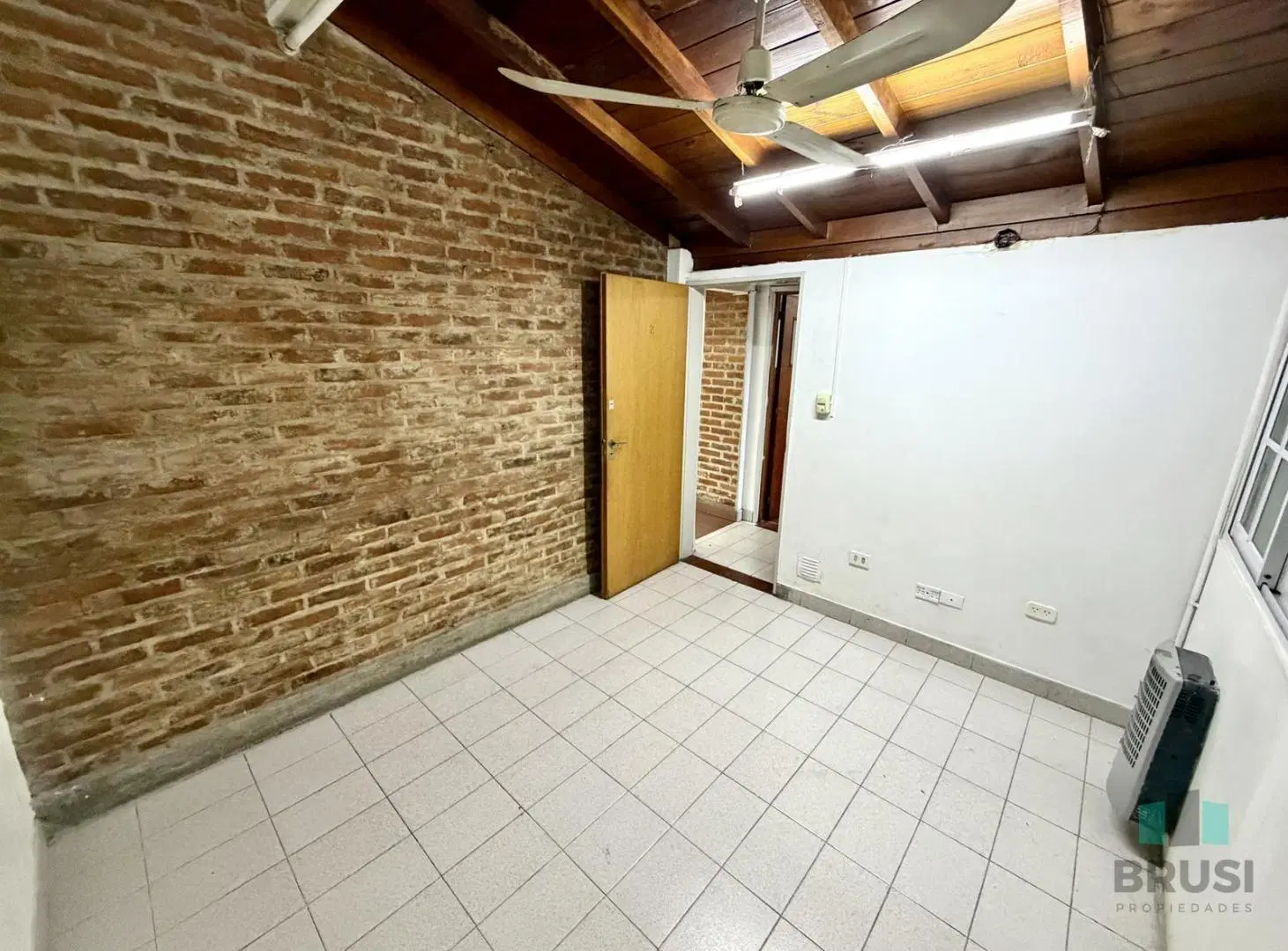 DEPARTAMENTO EN VENTA - IDEAL OFICINAS - 9 AMBIENTES 5