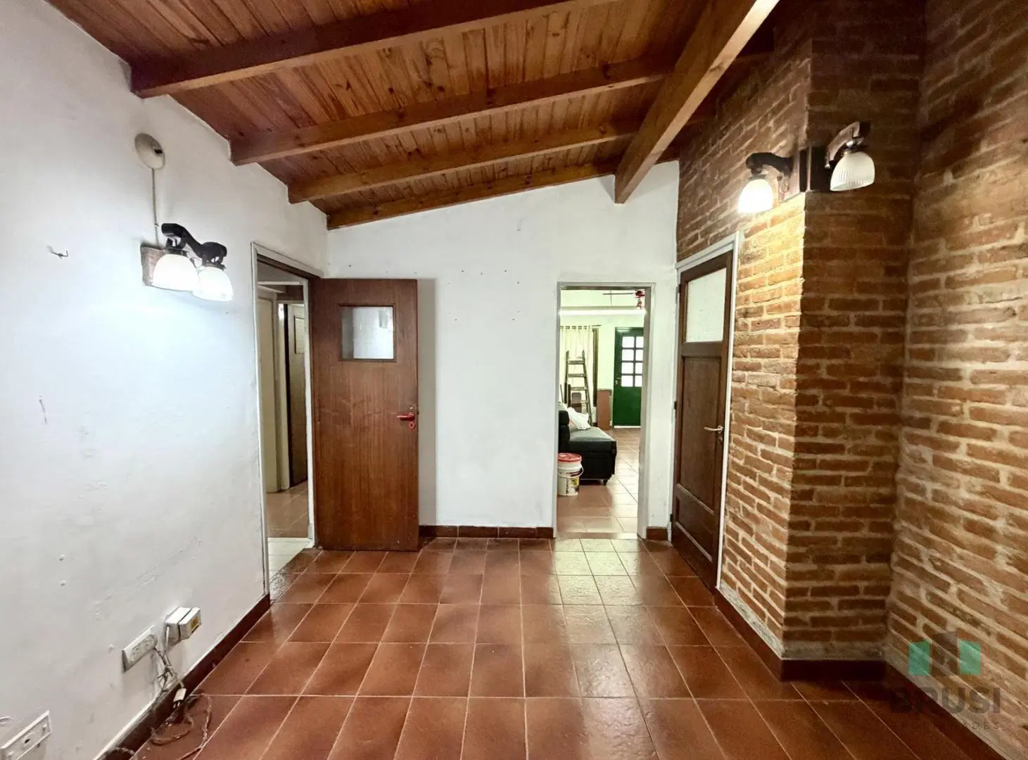 DEPARTAMENTO EN VENTA - IDEAL OFICINAS - 9 AMBIENTES 2