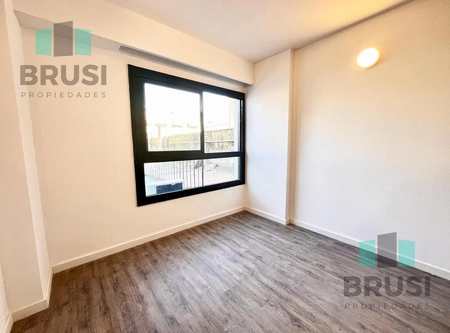 MONOAMBIENTE EN VENTA EN MONSERRAT - A ESTRENAR 3