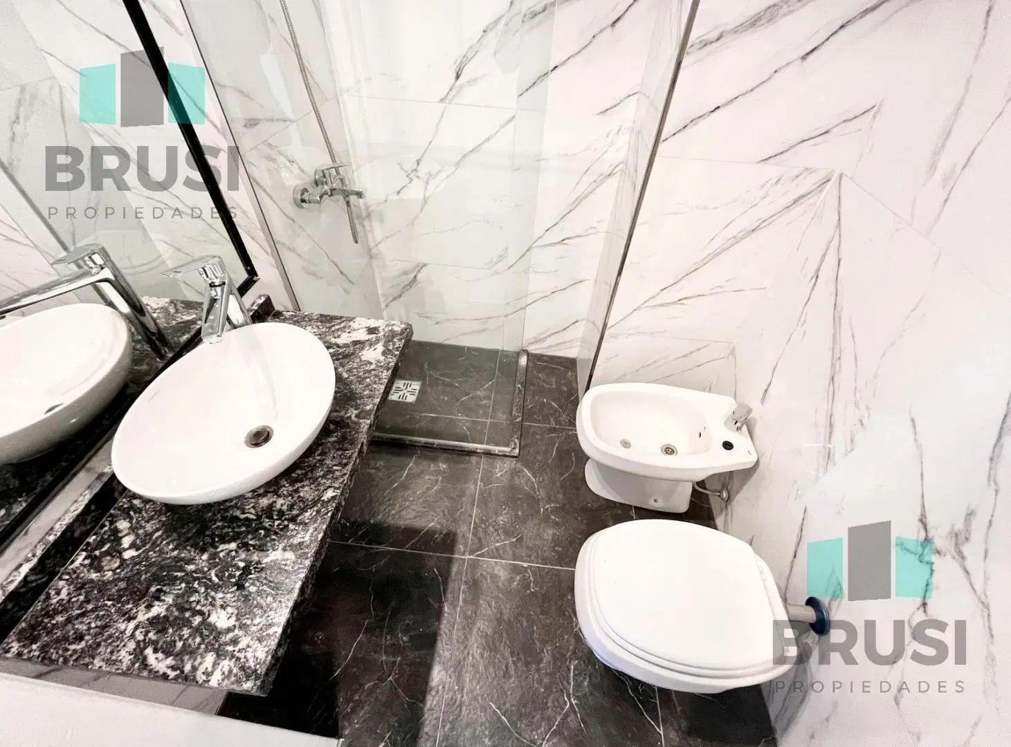 MONOAMBIENTE EN VENTA EN MONSERRAT - A ESTRENAR 2