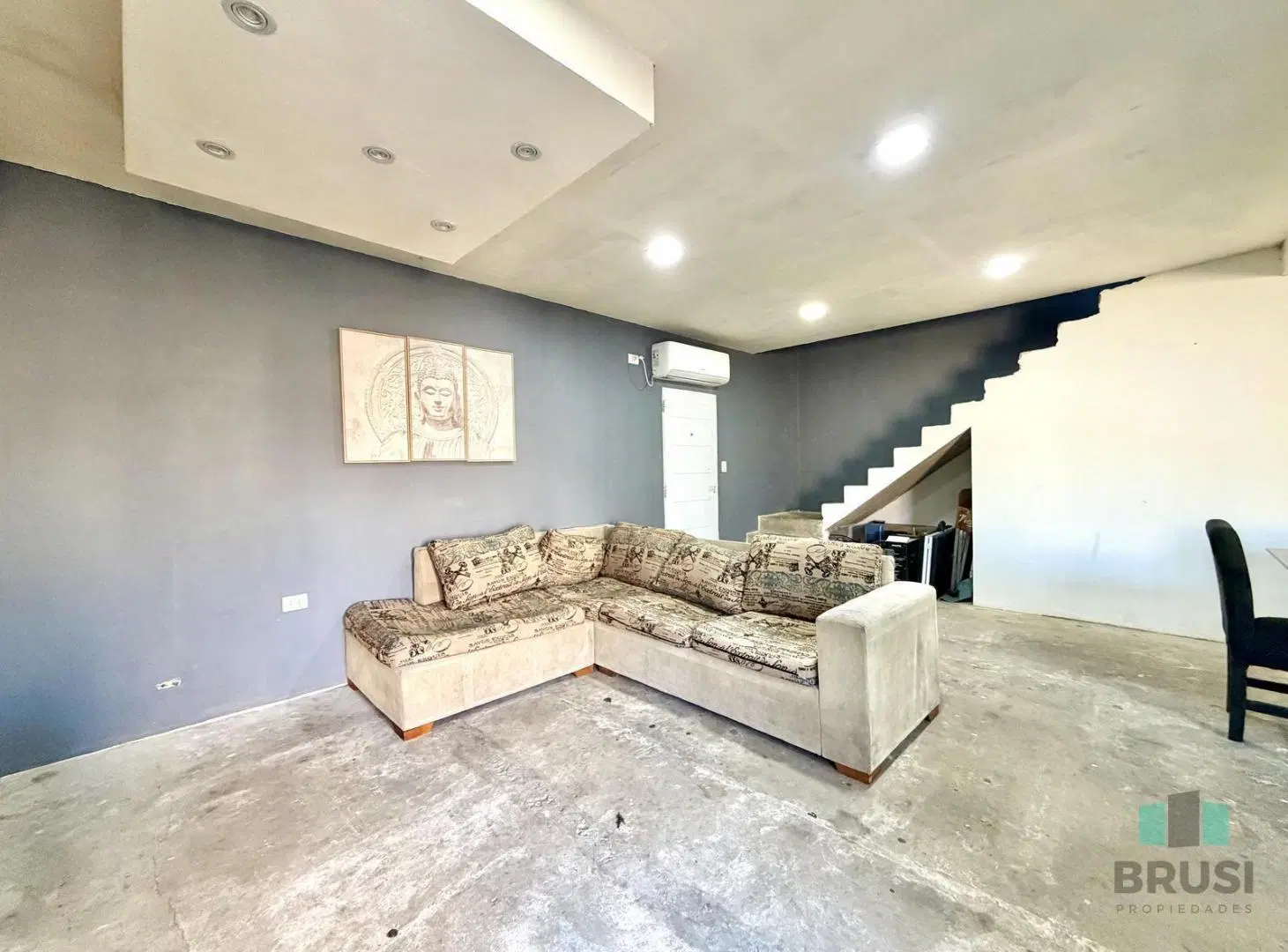 CASA EN VENTA EN LOMAS DE ZAMORA - DOS FAMILIAS 8