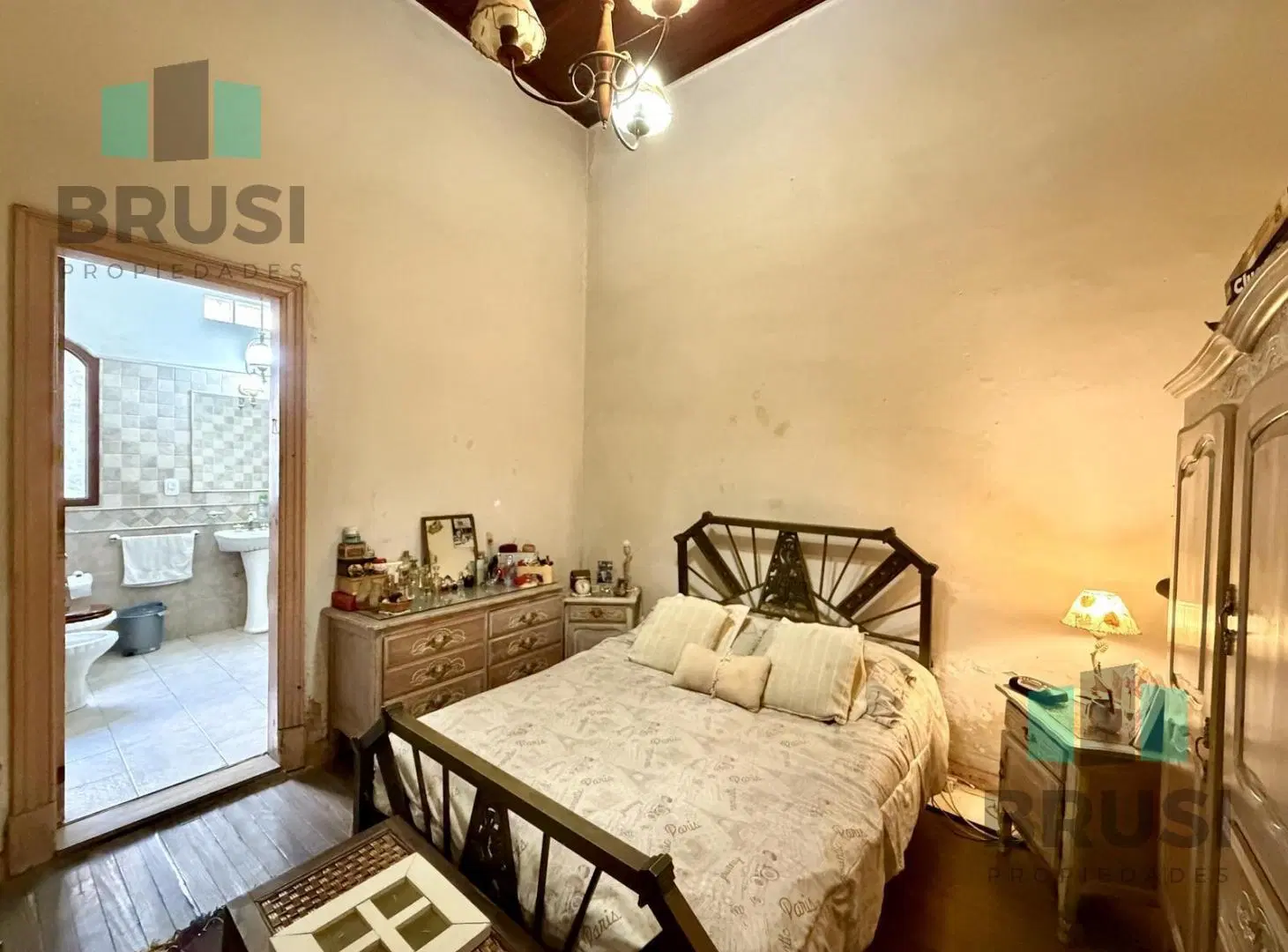 CASA EN VENTA EN BANFIELD CON LOCAL COMERCIAL - IDEAL INVERSION 3