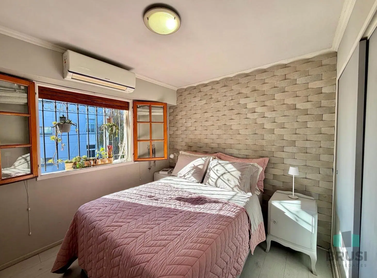 VENTA DEPARTAMENTO TRES AMBIENTES - TEMPERLEY 8