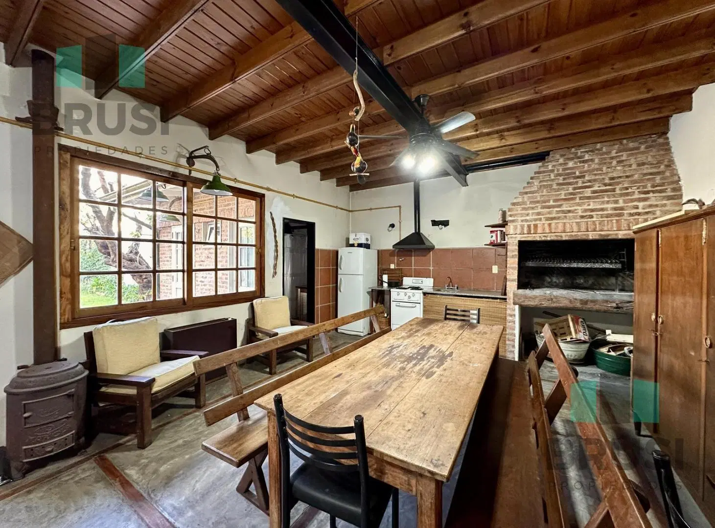 CASA PH EN VENTA EN LOMAS DE ZAMORA CON GRAN PARQUE 5