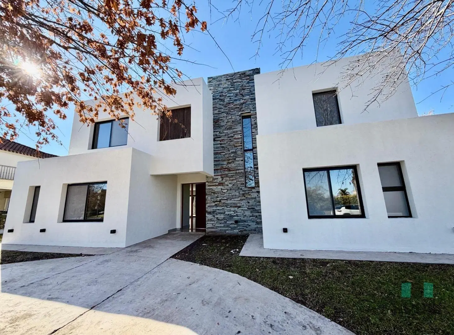 CASA EN VENTA EN HARAS DE SANTA MARIA - LAS LOMAS - 2 PLANTAS - PILETA 3