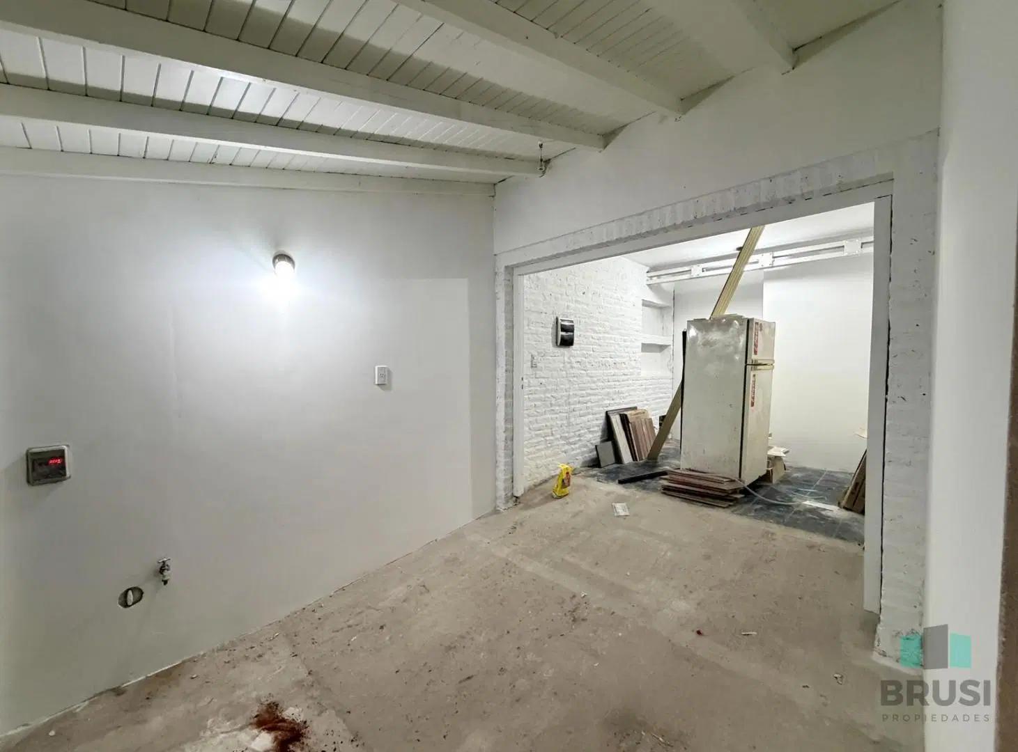 CASA PH EN VENTA TEMPERLEY 5 AMBIENTES - EN 2 PLANTAS - REMODELADA A NJUEVO 1