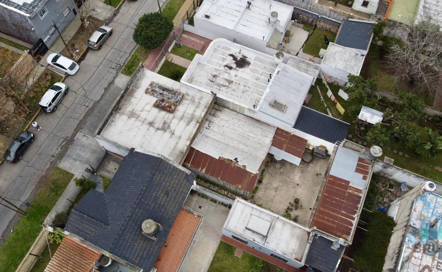 TERRENO CON GALPON EN VENTA 1