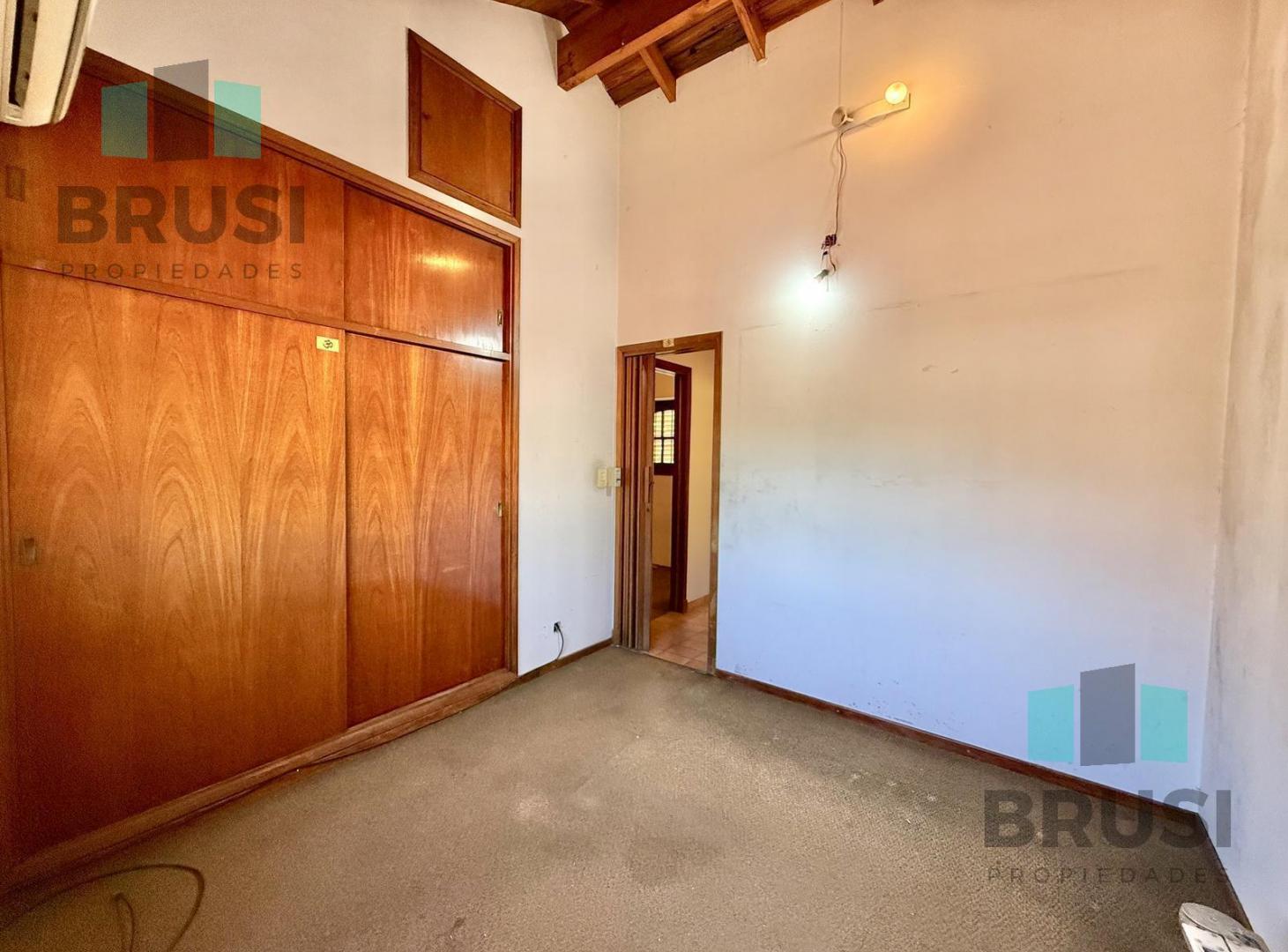 Foto de VENTA CASA 4 AMBIENTES - JOSE MARMOL, imagen 5