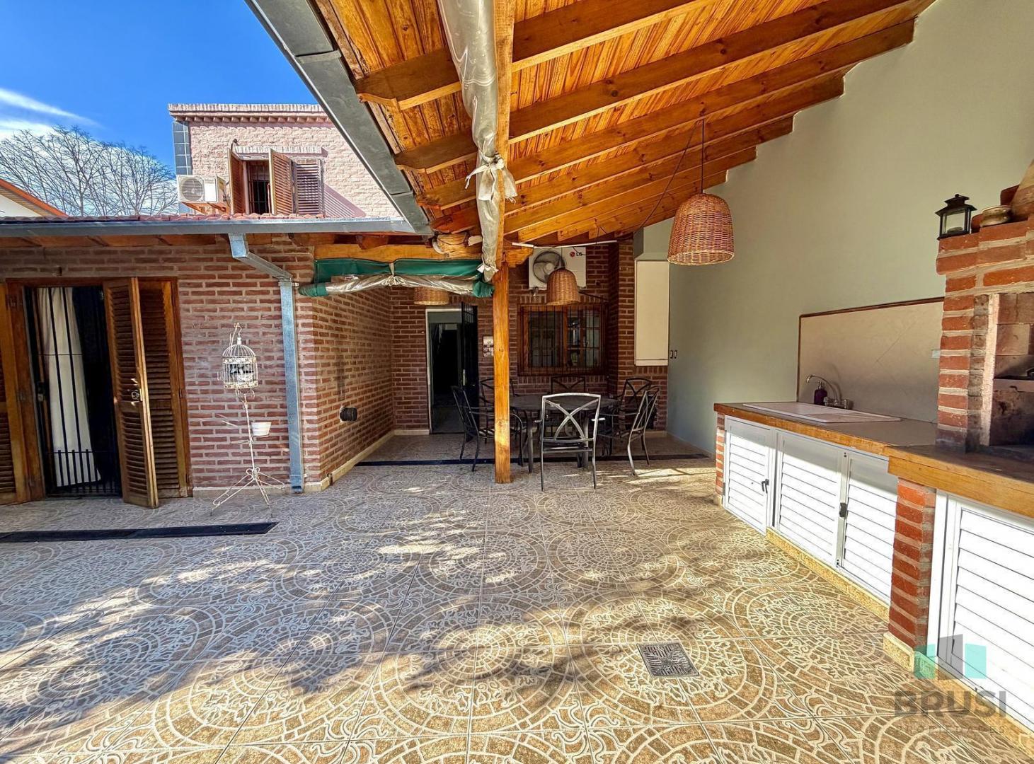 Foto de VENTA CASA 5 AMBIENTES - LOMAS DE ZAMORA, imagen 3