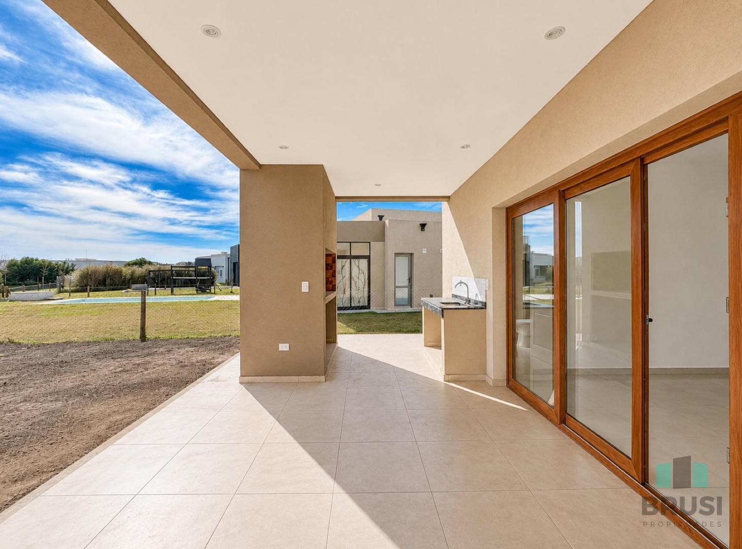 Foto de CASA EN VENTA EN UNA PLANTA A PULMON VERDE SAN FELIPE, CANNING, imagen 3