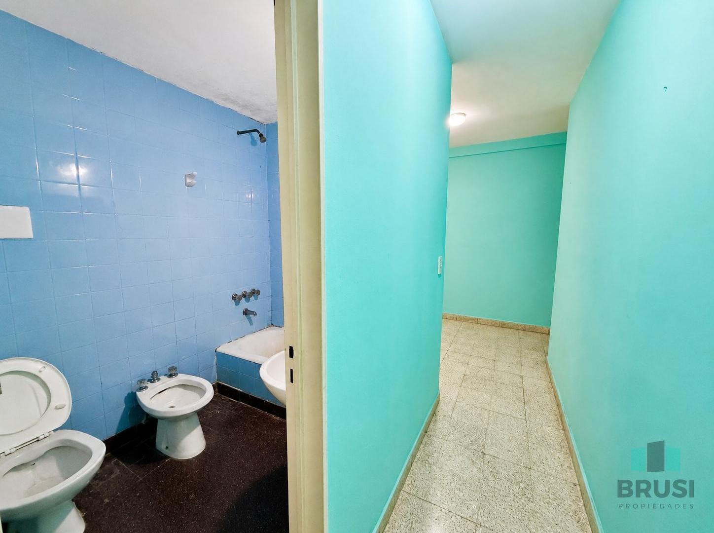 Foto de DEPARTAMENTO EN VENTA EN BANFIELD - 2 AMBIENTES - PRIMER PISO POR, imagen 4