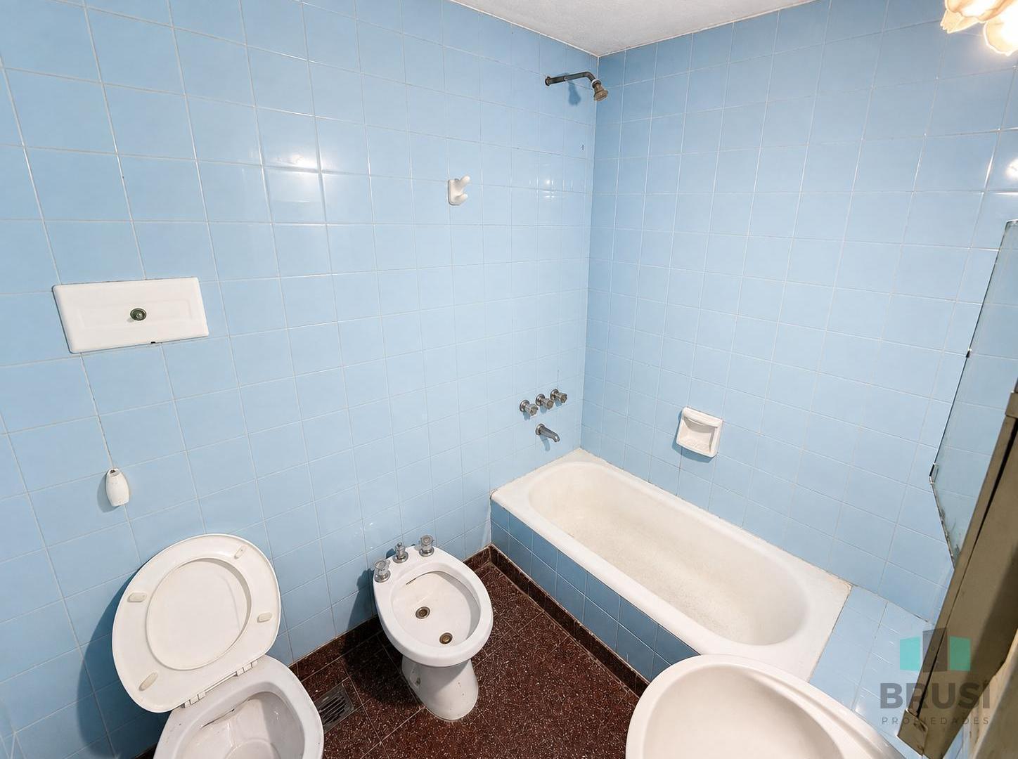 Foto de DEPARTAMENTO EN VENTA EN BANFIELD - 2 AMBIENTES - PRIMER PISO POR, imagen 3