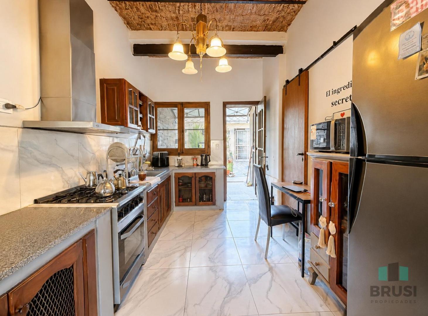 Foto de CASA EN VENTA EN TEMPERLEY - REMODELADA A NUEVO - 2 AMBIENTES, imagen 5