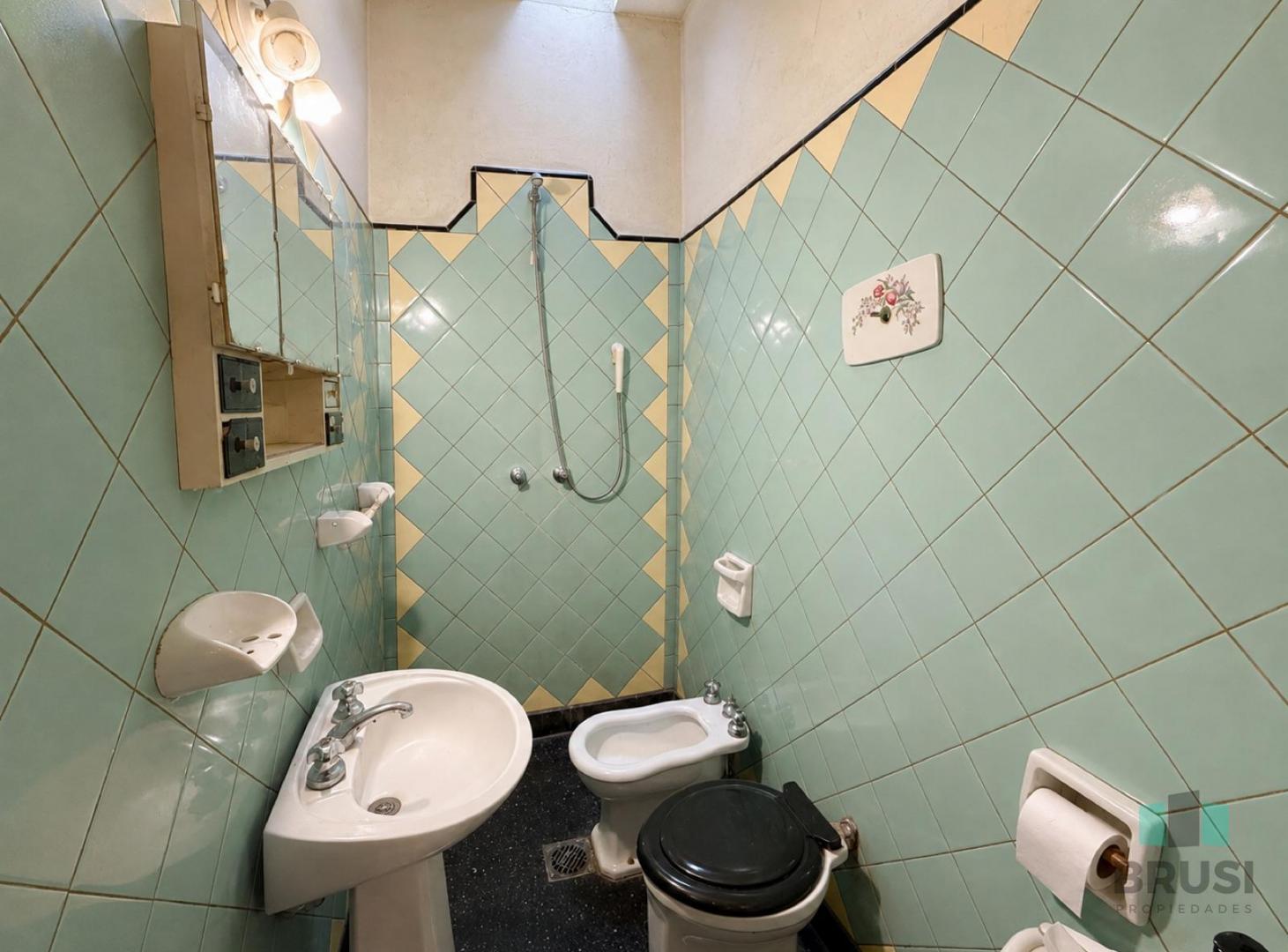 Foto de CASA EN VENTA EN TEMPERLEY - 3 AMBIENTES, imagen 3