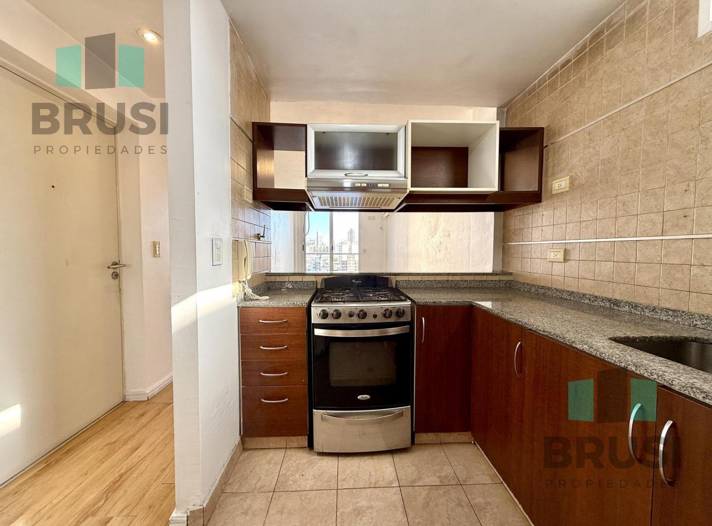 Foto de DEPARTAMENTO EN VENTA EN LOMAS DE ZAMORA - 2 AMBIENTES - SEMIPISO, imagen 4