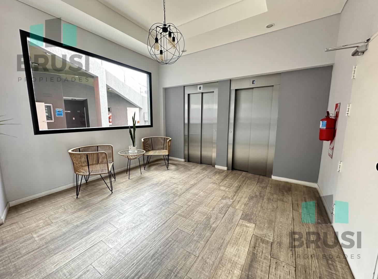Foto de Alquiler de departamentos 3 ambientes en Centro de Ezeiza, imagen 1