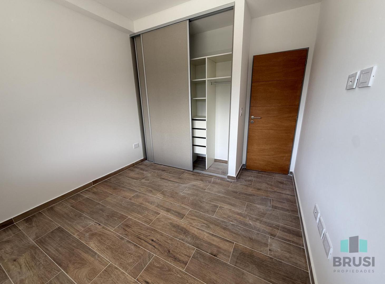 Foto de ALQUILER | DEPARTAMENTO 2 DORMITORIO | AYRES DEL SUR | JARDÍN Y PARRILLA, imagen 4