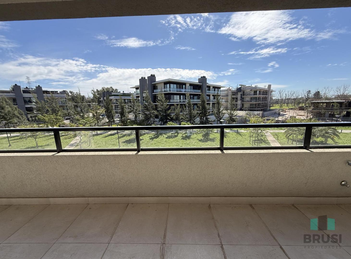 Foto de ALQUILER | DEPARTAMENTO 2 DORMITORIO | AYRES DEL SUR | JARDÍN Y PARRILLA, imagen 1