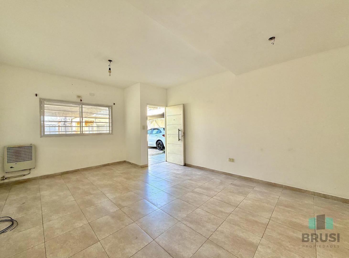 Foto de VENTA DEPARTAMENTO PH 4 AMBIENTES CON COCHERA - TEMPERLEY, imagen 2