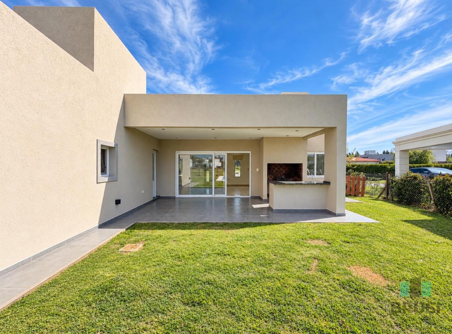 Foto de CASA EN VENTA DE UNA PLANTA EN SANTA INÉS, CON PILETA Y VISTA AL PULMÓN, imagen 5