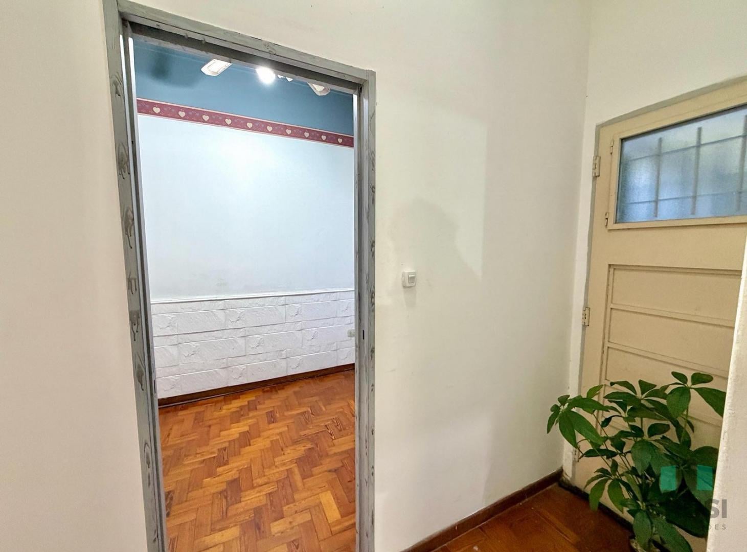 Foto de DEPARTAMENTO / OFICINAS EN VENTA / ALQUILER - IDEAL OFICINAS - 9, imagen 2