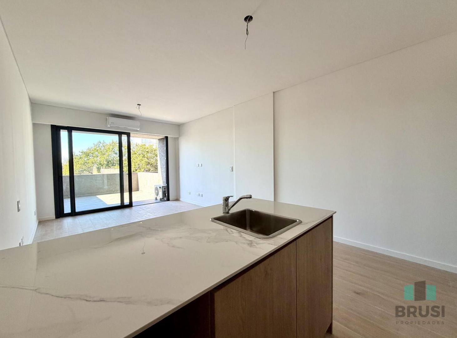 Foto de ALQUILER DEPARTAMENTO EN REMEDIOS DE ESCALADA - MONOAMBIENTE, imagen 3