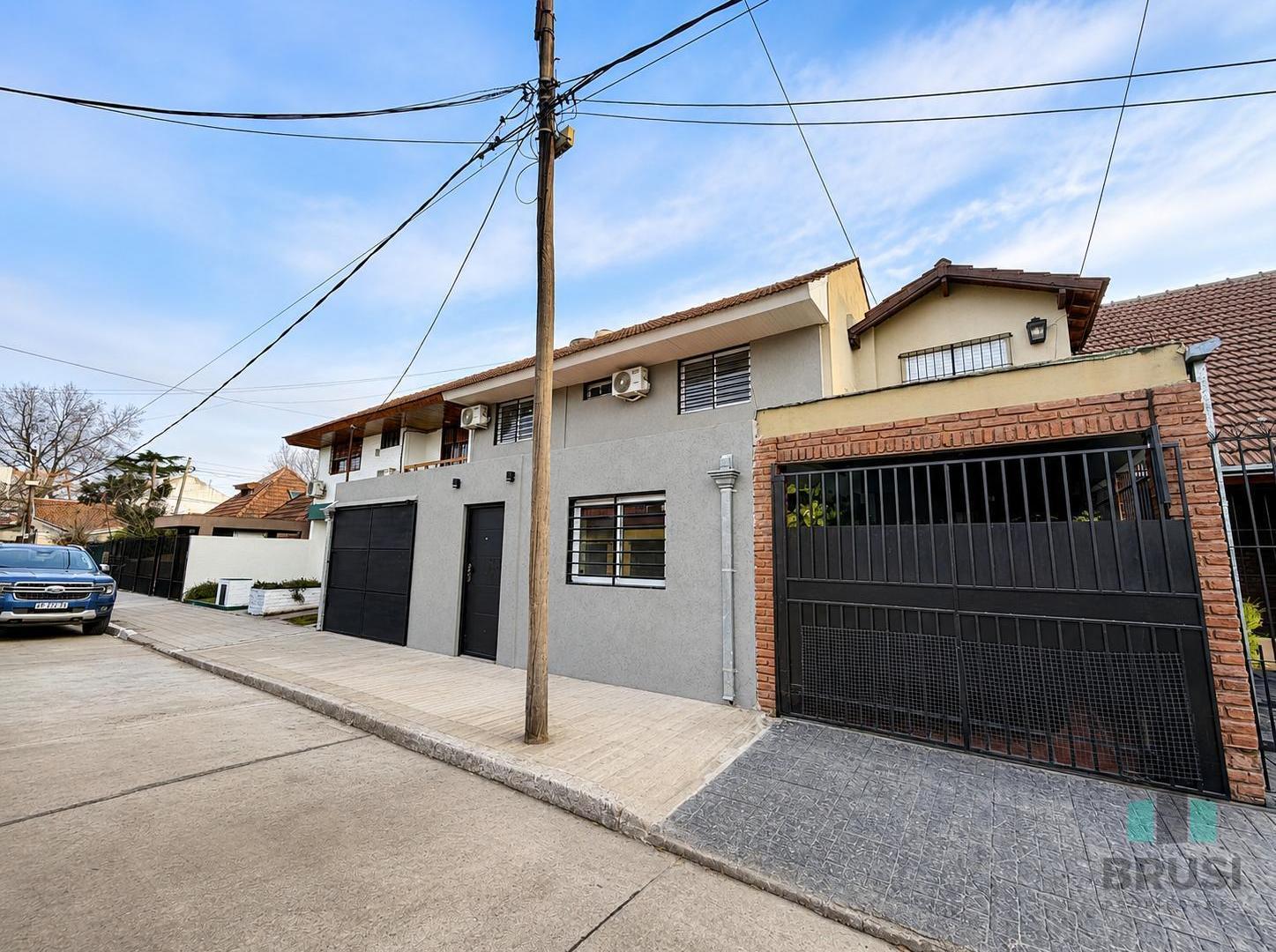 Foto de CASA PH EN VENTA TEMPERLEY 5 AMBIENTES - EN 2 PLANTAS - REMODELADA A, imagen 2