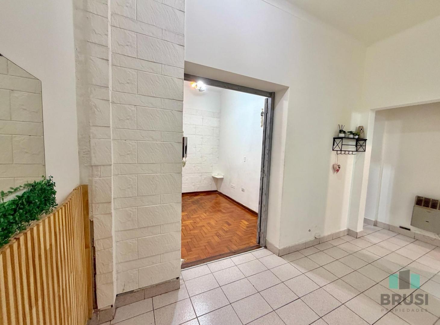 Foto de DEPARTAMENTO / OFICINAS EN VENTA / ALQUILER - IDEAL OFICINAS - 9, imagen 4