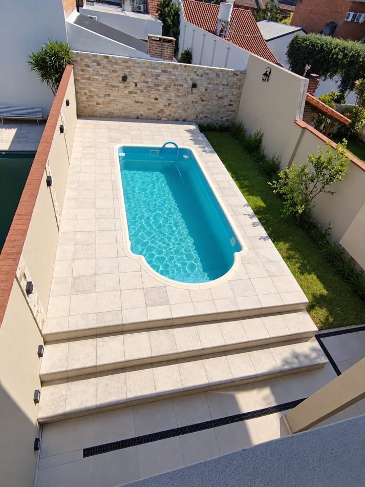 Foto de EXCEPCIONAL RESIDENCIA DE 8 AMBIENTES - Ramos Mejia, imagen 3