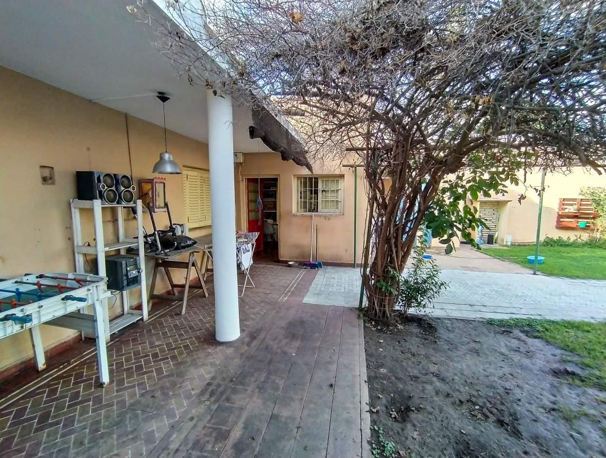 Alta Cordoba - Casa de 293 m² de 2 Dorm., Garaje y Amplio Patio 3