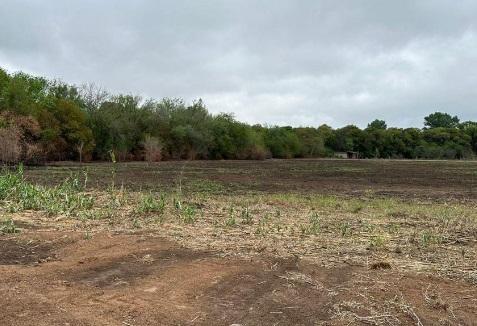 VILLA RETIRO . EL GATEADO . 10.000m2 (1 hectarea) LUZ AGUA Y ESCRITURA