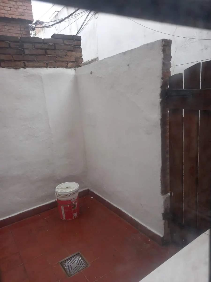B° Alberdi - Duplex 2 Dormt. C - Patio, a Reciclar - Zona Nuevo Centro Shopping 4
